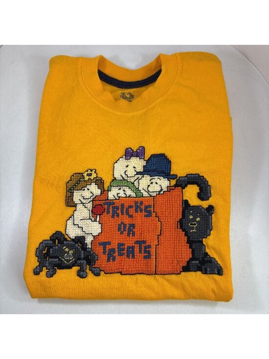 Handmade Other - Halloween Handmade Counted Cross Stitch Fruit of the Loom Tshirt sz 8/10 Unisex